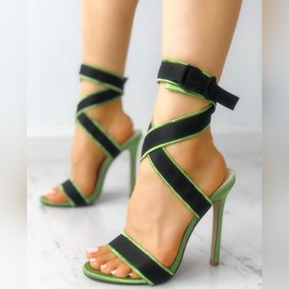 Queen Shoes" Green/Black Open Toe Crisscross Bandage Stiletto Sandals